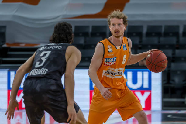 提前卡位将 提前卡位将